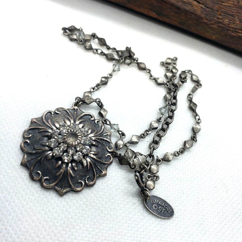 A199 Liz Palacios rare Vintage pendant necklace with swarovski accent